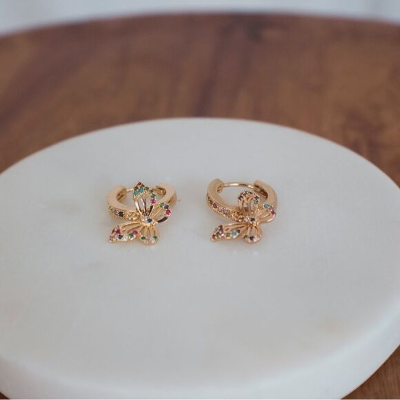 Piper•K 🦋 Butterfly mini hoops - Picture 2 of 10